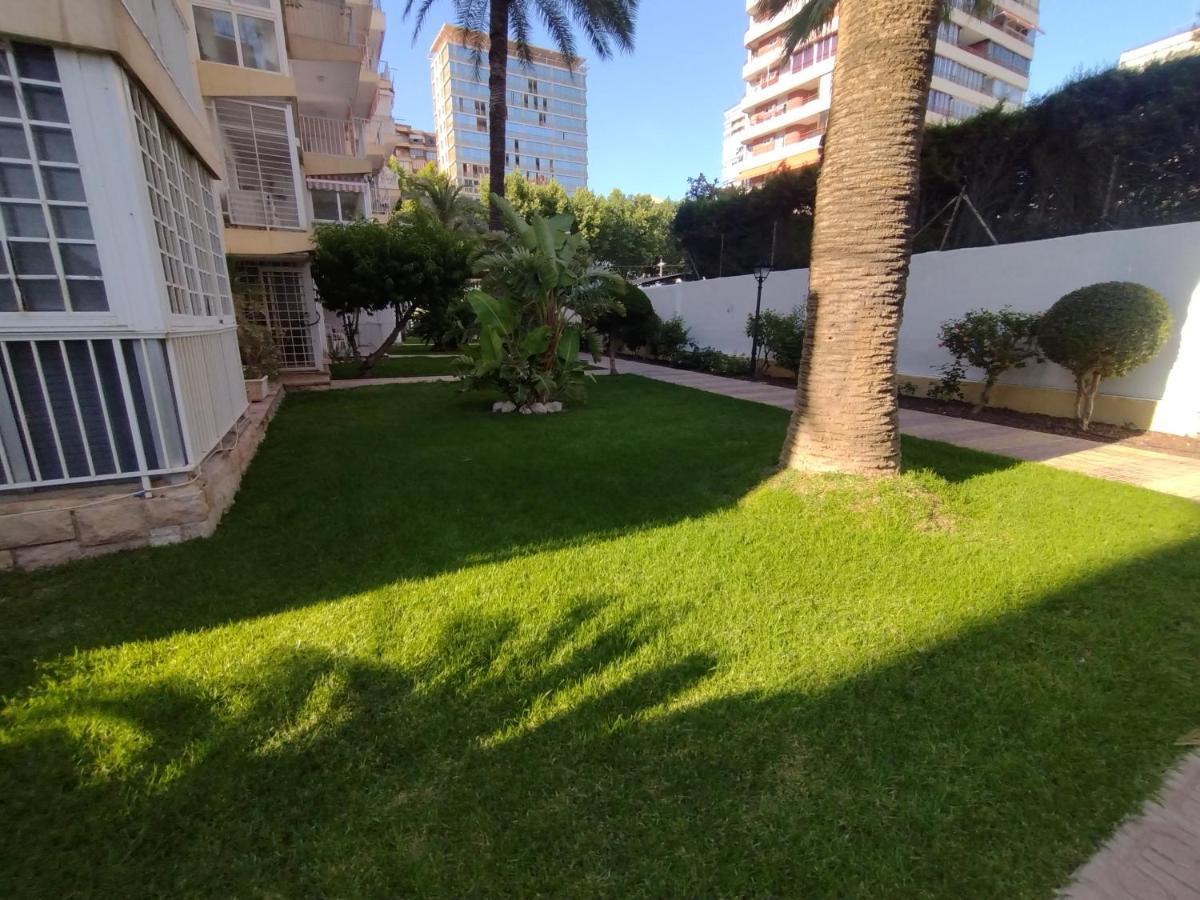 Apartament Living Benidorm. Playa Levante *