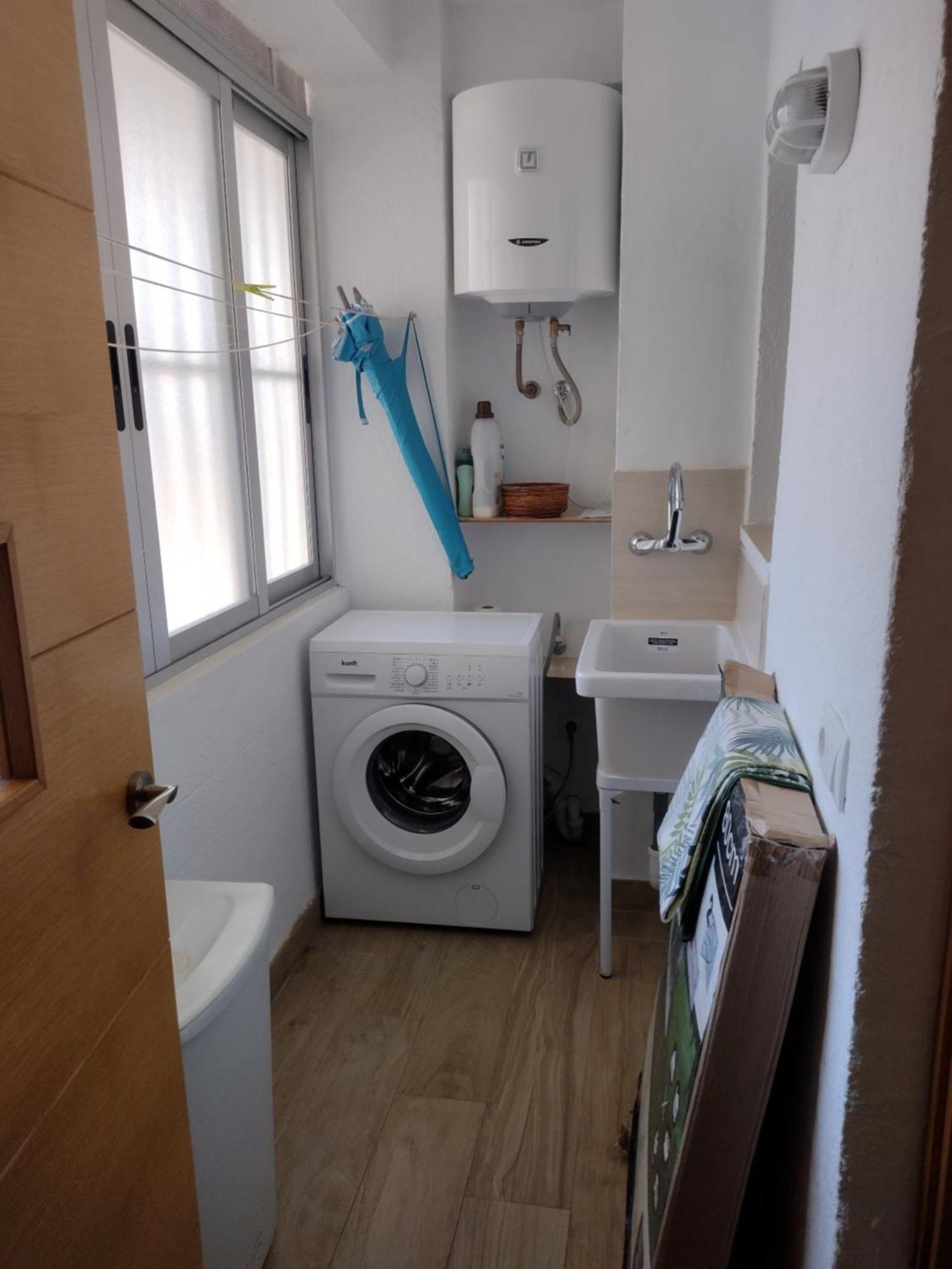 Living Benidorm. Playa Levante Apartament *