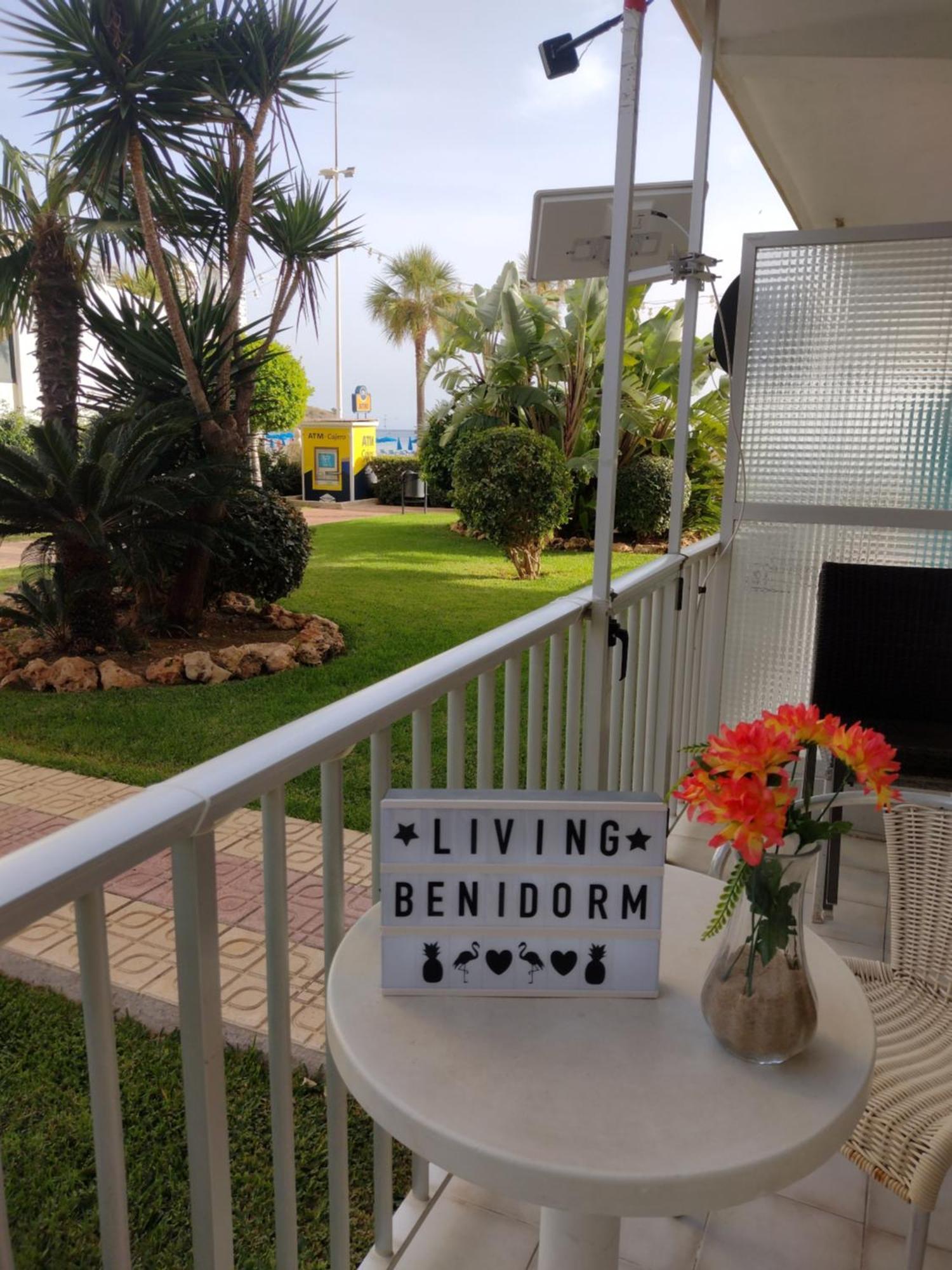 Apartament Living Benidorm. Playa Levante